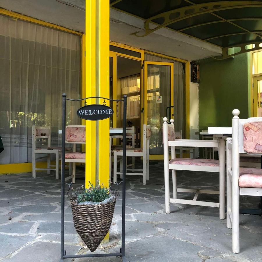 Hotel Varshava غولدن ساندز المظهر الخارجي الصورة