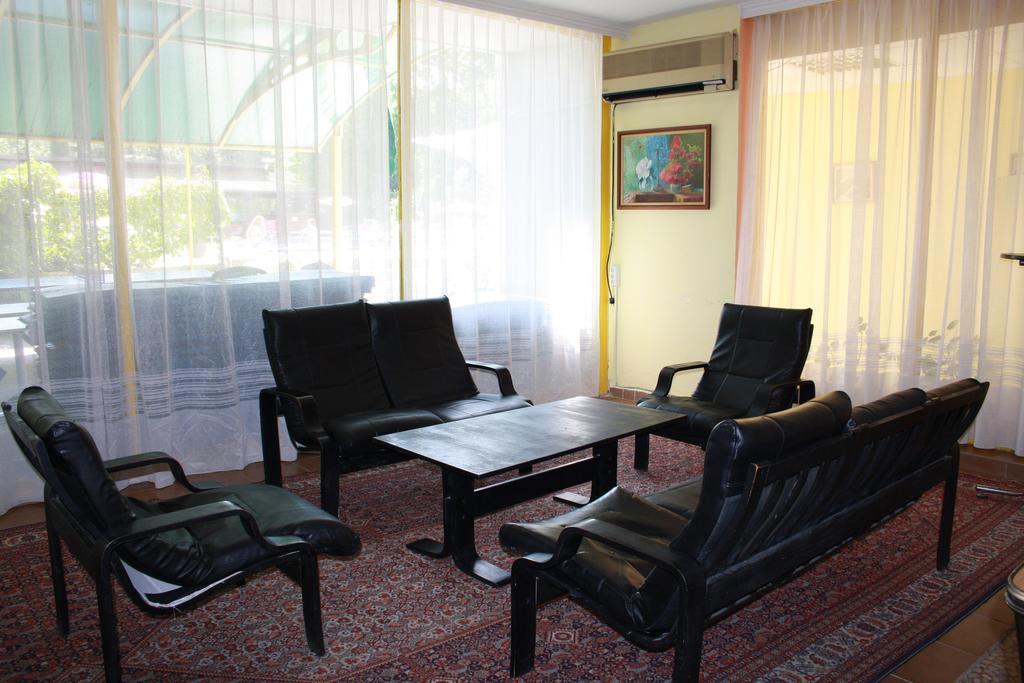 Hotel Varshava غولدن ساندز المظهر الخارجي الصورة